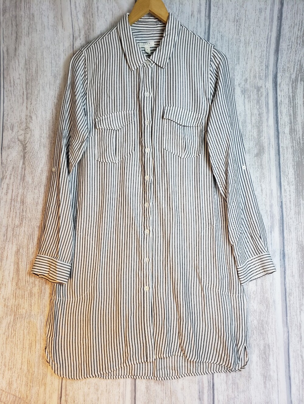 Soft Joie pinstripe long-sleeve Button Up shirt dress Roll Tab Slevs Small A6